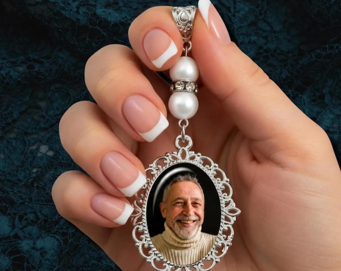 Photo Memorial Pearl Bouquet Charm – Wedding Keepsake Pendant, Custom Picture Charm for Bride, Something Blue Bridal Memory Gift