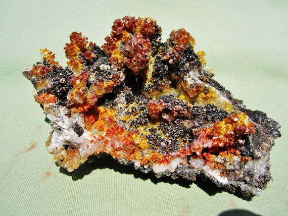 VANADINITE Mixed Minerals Chihuahua, Mexico 300g