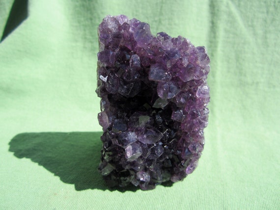 AMETHYST CLUSTER (Cut Base) Uruguay 325g