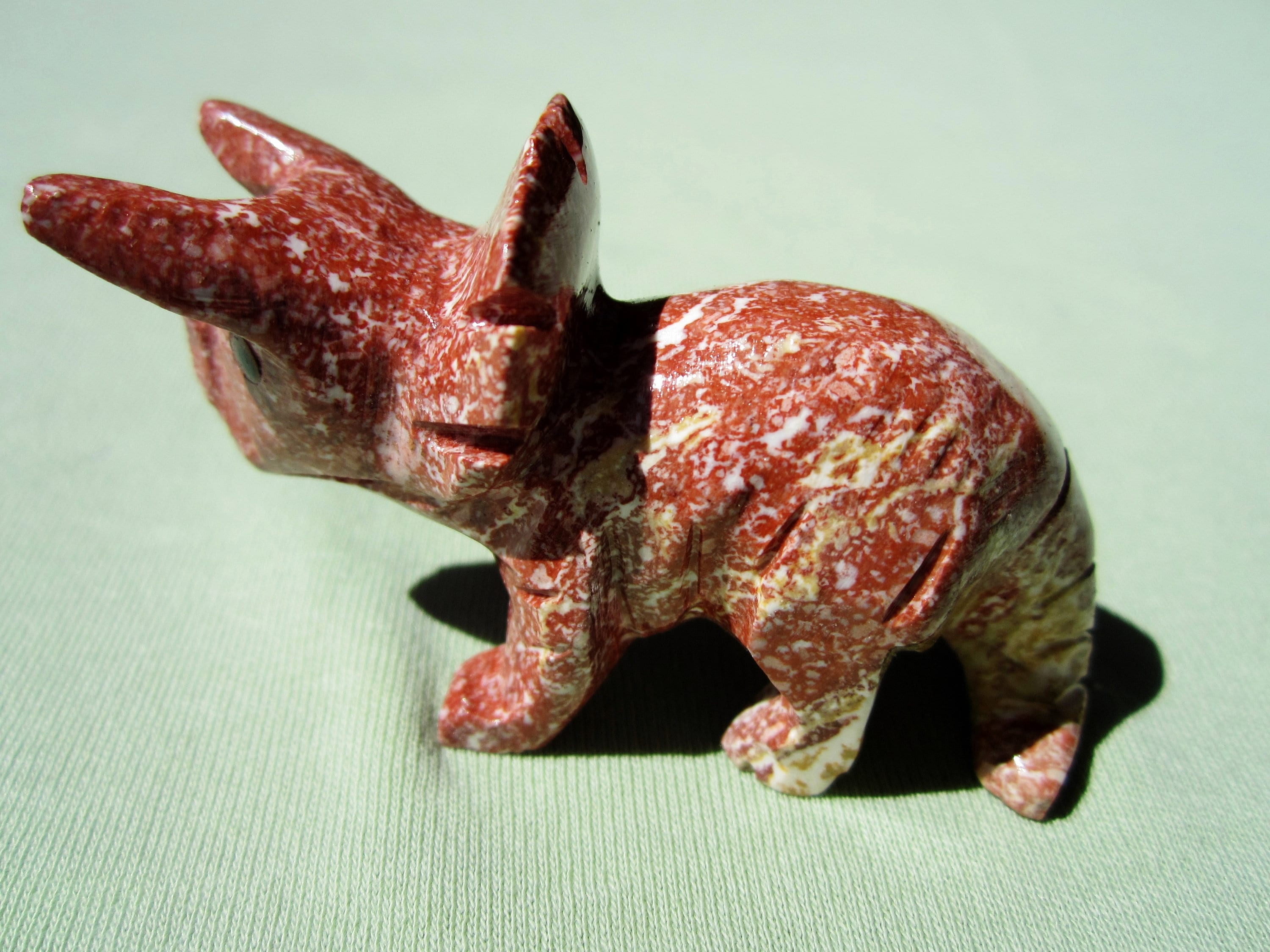 SOAPSTONE DINOSAUR Polished Carved Animal 46g