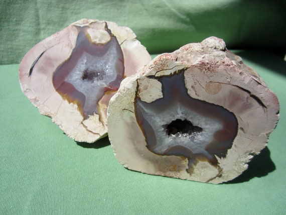 THUNDER EGG Pair Polished Large Geode Agate Creek, Queensland, Australia 1025g