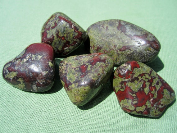 DRAGON BLOOD STONE (Jasper) Tumbled Polished Lot Madagascar 140g