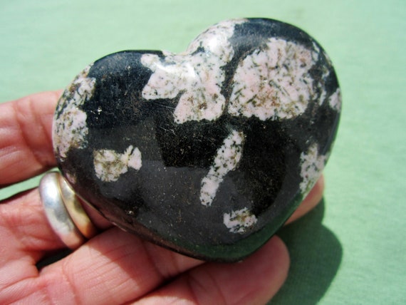 RHODONITE HEART (Snowflake) Polished Palm Stone Touch Worry Pakistan 101g / 2 1/2" inch