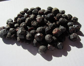 Lot of ALMANDINE GARNET China 471g