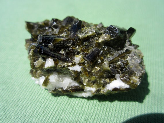 EPIDOTE and Quartz Cluster Balochistan Pakistan 25g