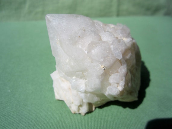 CASTLE QUARTZ Cluster Madagascar 251g