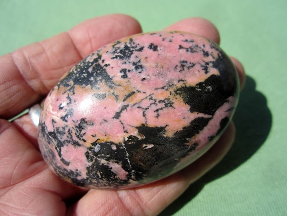 RHODONITE Polished Palm Stone Touch Worry Pakistan 113g / 2 1/2" inch