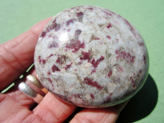 RUBELLITE (Pink Tourmaline) Polished Palm Stone Touch Worry 122g / 2 1/3" inch