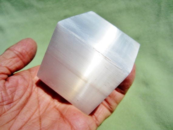 SELENITE CUBE Polished Touch 2" in. Morocco 310g