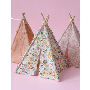 Doll House Teepee, Miniature Teepee, Dollhouse Teepee