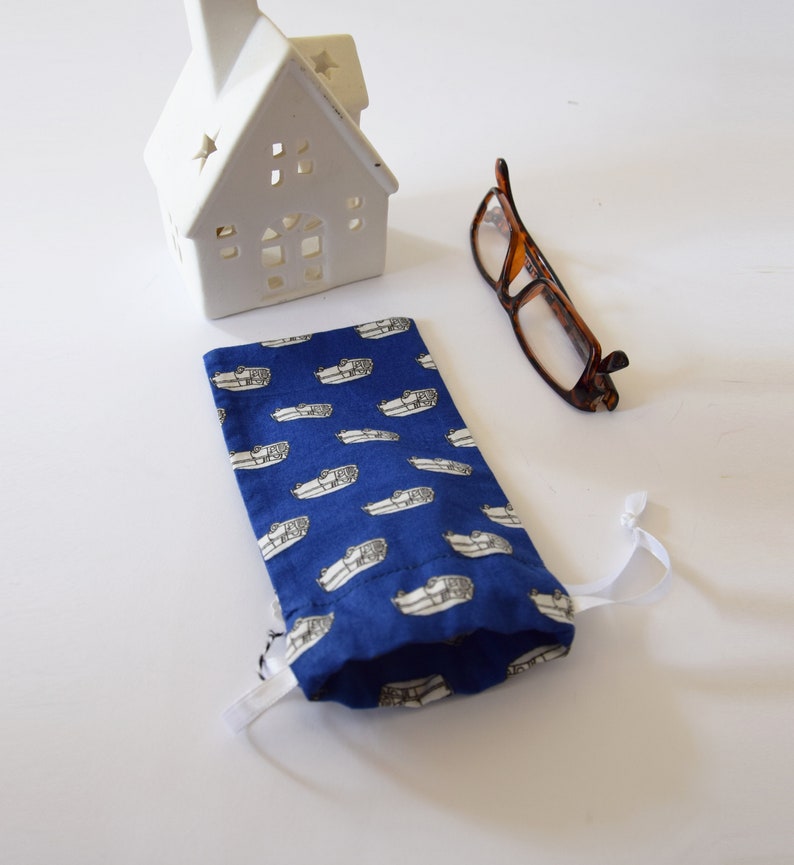 Blue glasses case with combi VW image 8