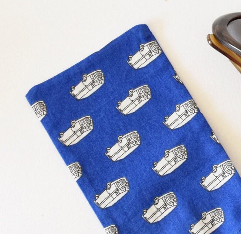 Blue glasses case with combi VW image 9