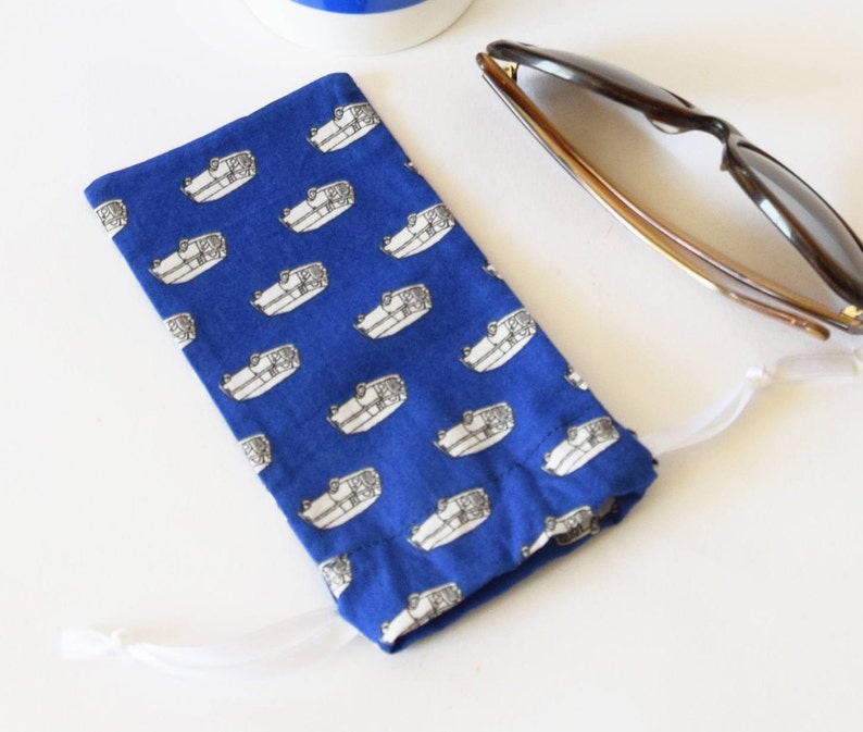 Blue glasses case with combi VW image 4