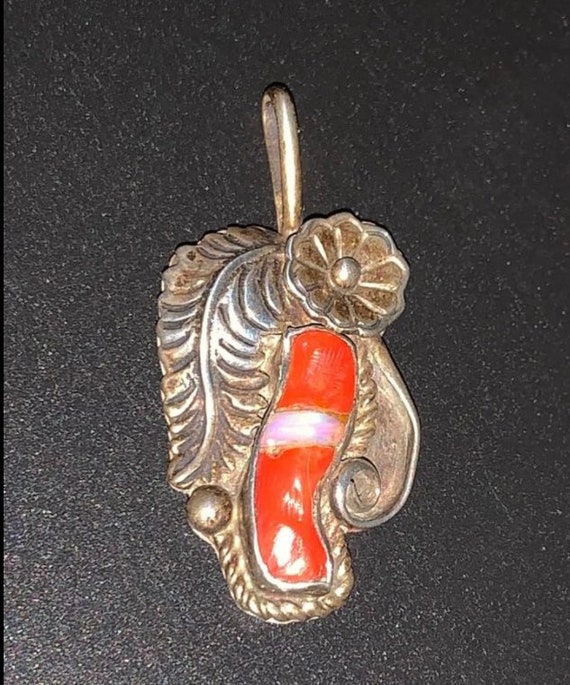Southwest Native American Red Coral Pendant - image 2