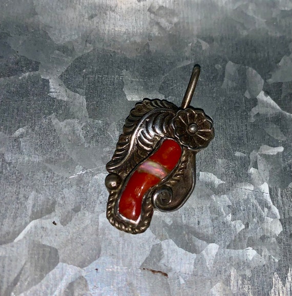 Southwest Native American Red Coral Pendant - image 4
