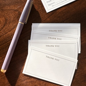 Danksagungskarten aus Goldfolie - kleine minimalistische Designs mit elegantem Rand, perfekt für Verpackungen und Geschenke