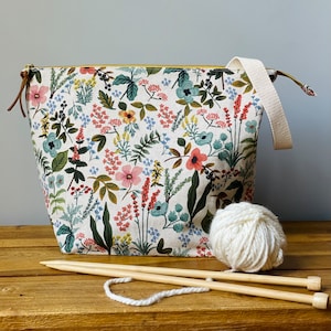 NEW! XL knitting project bag, knitting and crochet bag, yarn bag with handle, gift for crafters, knitting gift ,Rifle paper co bag