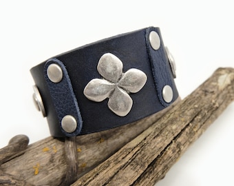 Female Leather Cuff with Flower Rivet | Navy Blue Bracelet with Snap Fastener | Wide Leather Wristband | Handmade Leather Jewelry for Her