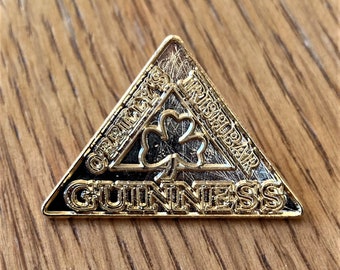 GUINNESS O'Reilly's Bar Vintage Shaped Metal Pin Badge Gold Finish Made In The 1990's Brewery Beer Memorabilia Dublin Ireland