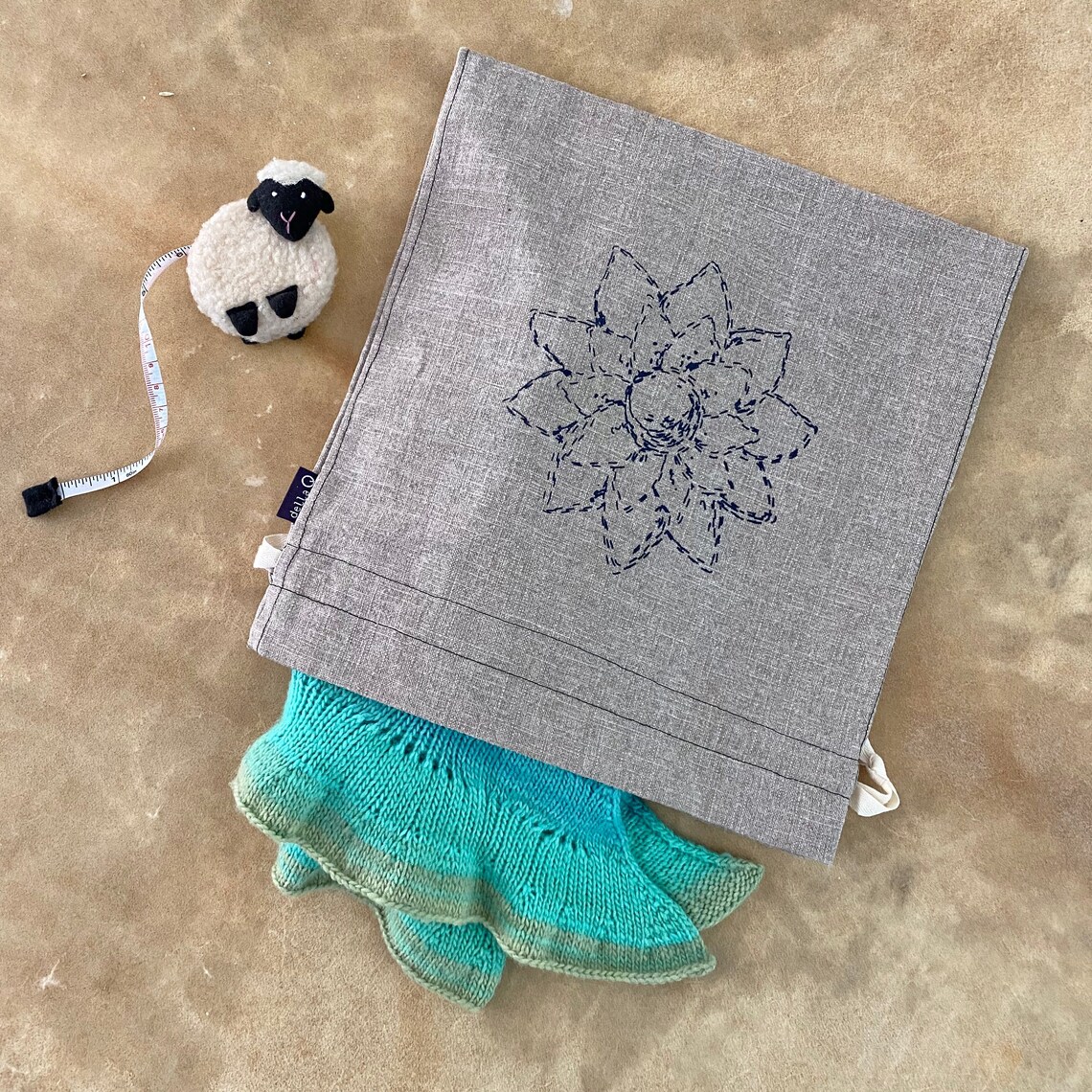 Della Q Small Eden Pouch Linen Beige or Navy Flower Dellaq Etsy