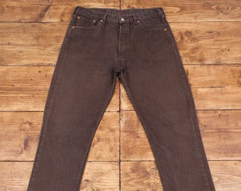 brown levi jeans