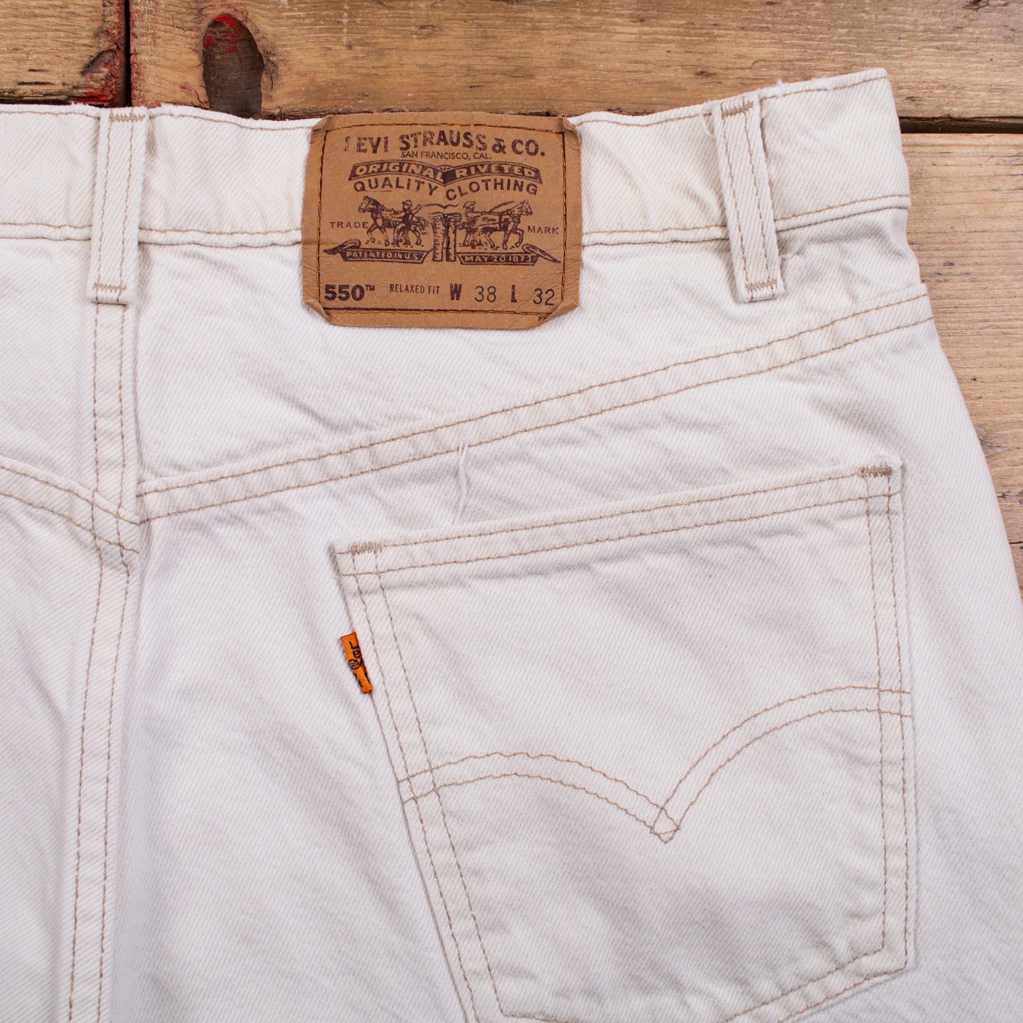 Vintage Levis 550 Jeans 36 X 31 USA Made 90s Light Wash