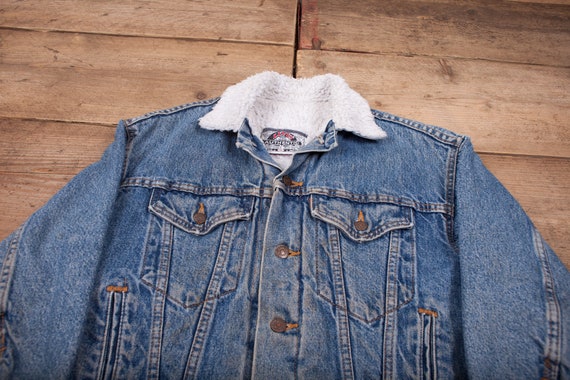 vintage levi sherpa jacket