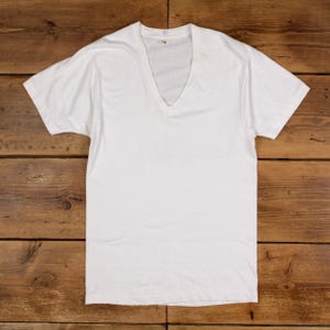 Vintage Fruit of the Loom Single Stitch T Shirt Blank Small 90s USA Made White