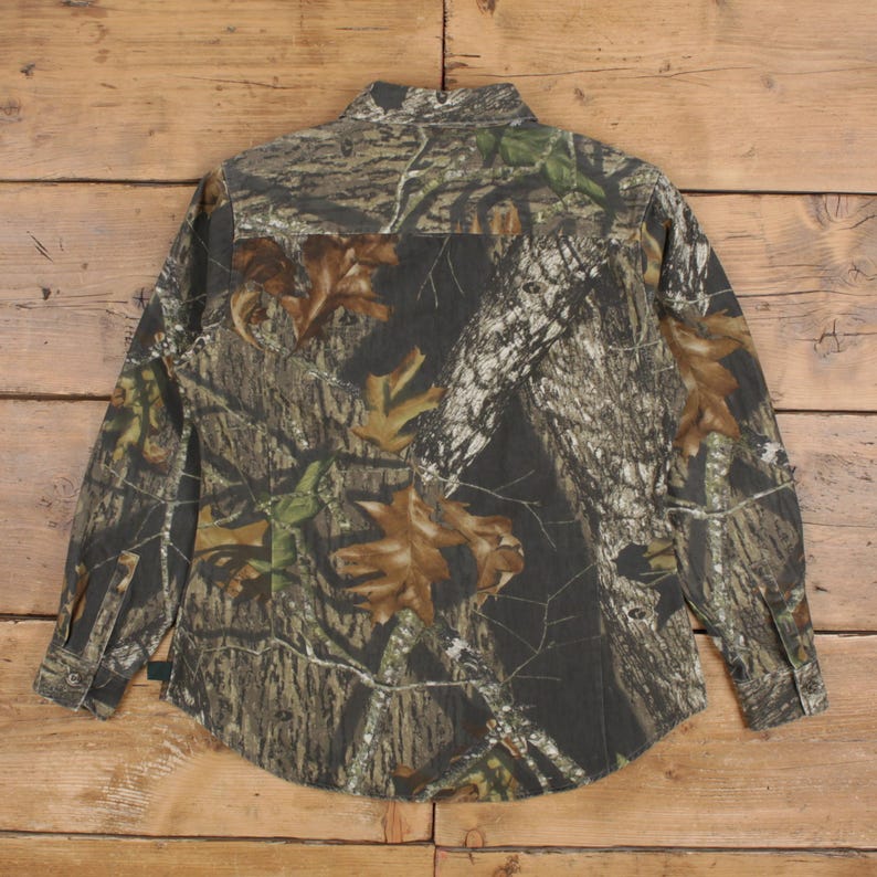 Camisa vintage de roble musgoso con botones de árbol real, talla M, para mujer, manga larga, color marrón camuflaje imagen 2