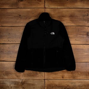 Vintage North Face Outdoor Jacket M Denali Fleece Black Womens