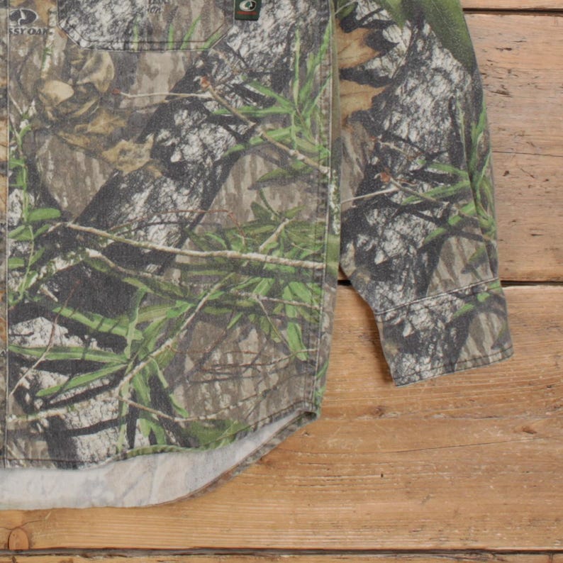 Camisa vintage de roble musgoso con botones de árbol real, talla M, para hombre, manga larga, color marrón camuflaje imagen 7