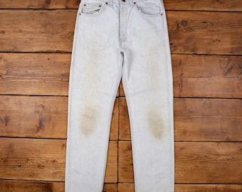 Jeans Levi's 505 vintage, talla 32x32, años 90, color azul, corte recto, fabricados en EE. UU., mezclilla clara.