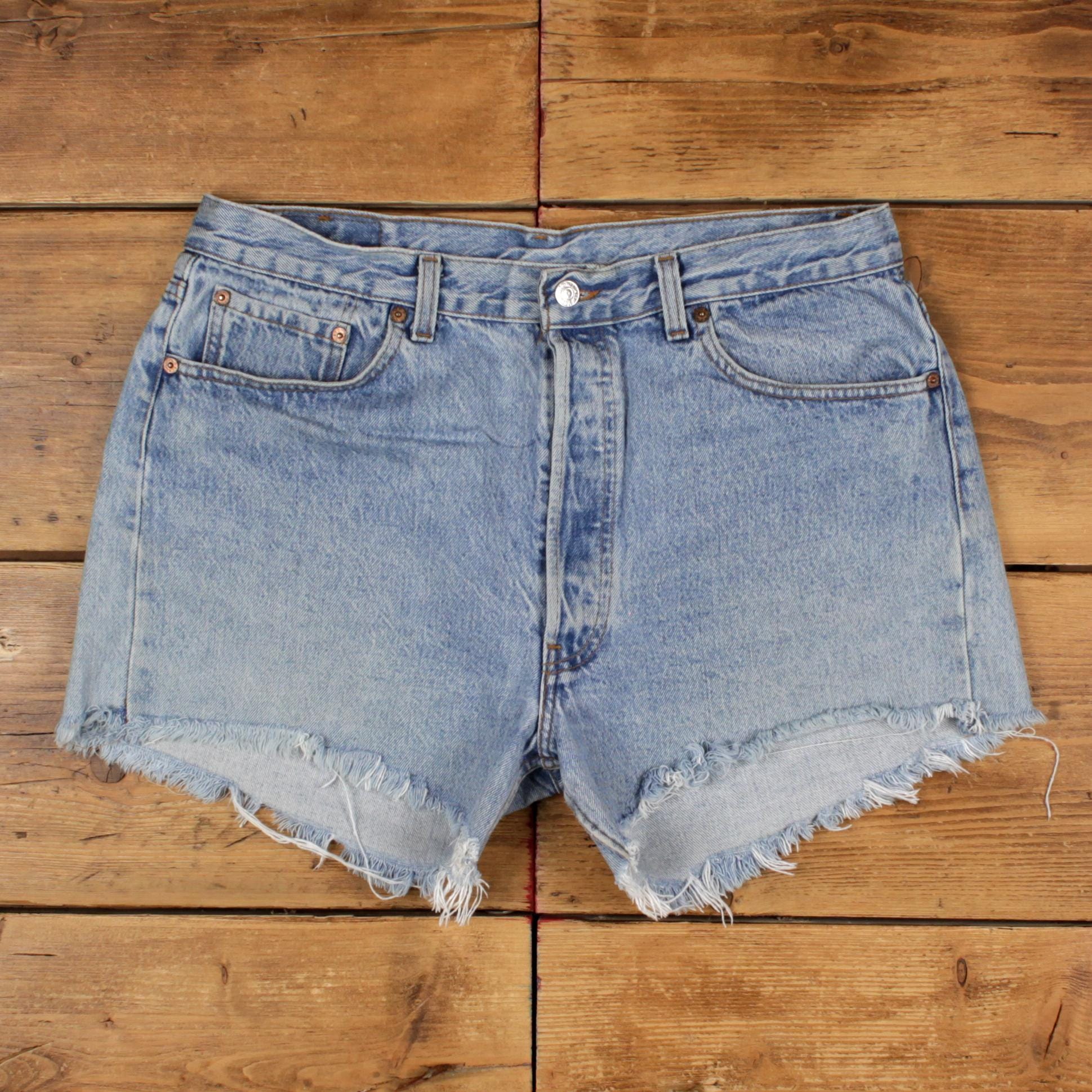 Levis 501 Shorts 33 - Etsy