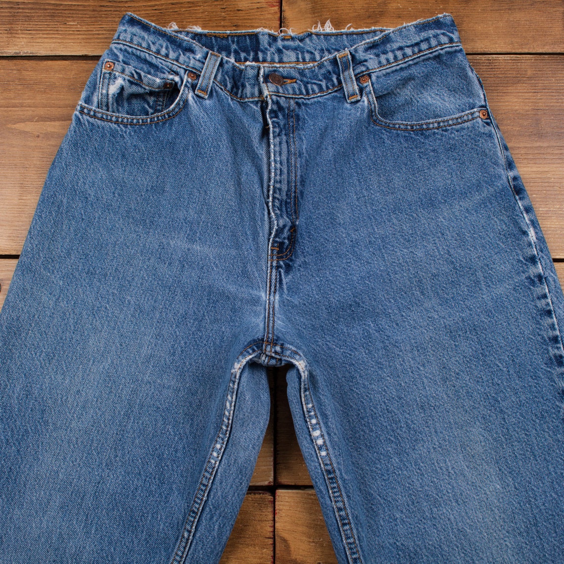 Vintage Levis 551 Jeans 31 x 30 USA Made 90s Stonewash Tapered Blue Womens, foto 4 di 5