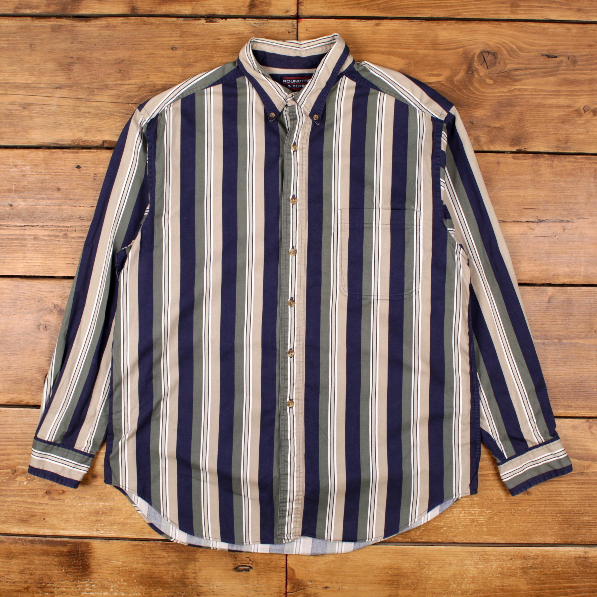 Vintage Roundtree & Yorke Casual Shirt Button L Mens Long Sleeve Blue Striped Vintage Roundtree & Yorke Casual Shirt Button L Mens Long Sleeve Blue Striped