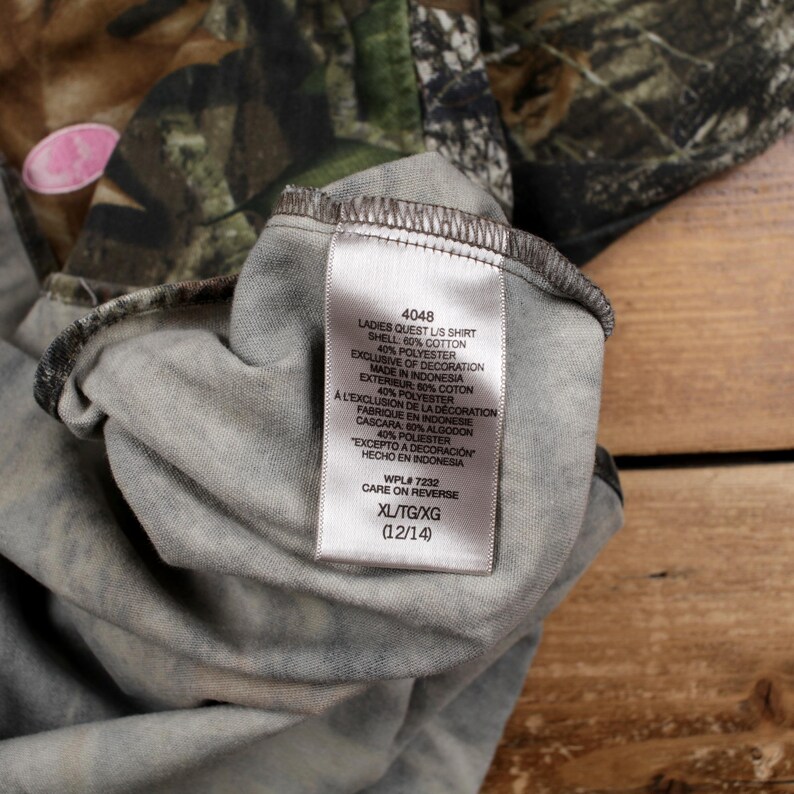Camisa de camuflaje Mossy Oak Real Tree, talla XL para mujer, con botones y bolsillo, ideal para caza y actividades al aire libre, color verde. imagen 4