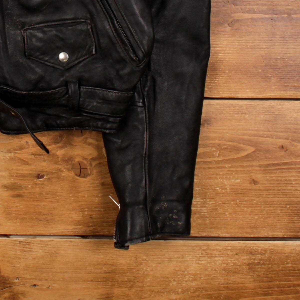 Vintage Okinawa Leather Jacket L 70s Biker Belted Cropped Black