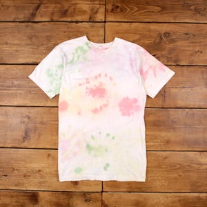 Vintage Fruit of the Loom Single Stitch T Shirt All Over Print Medium 90s Tee