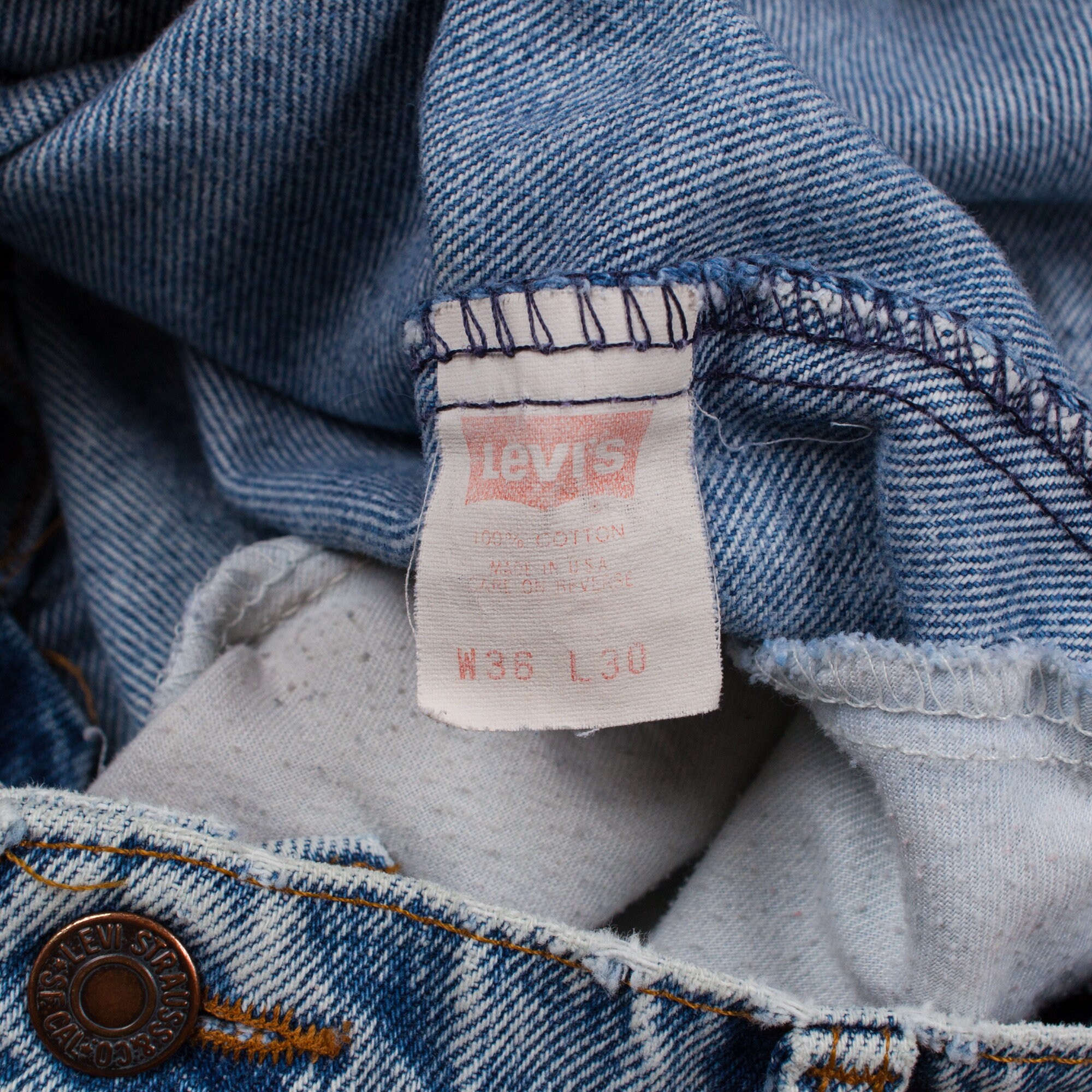 Vintage Levis 550 Jeans 34 X 30 USA Made 90s Acid Wash