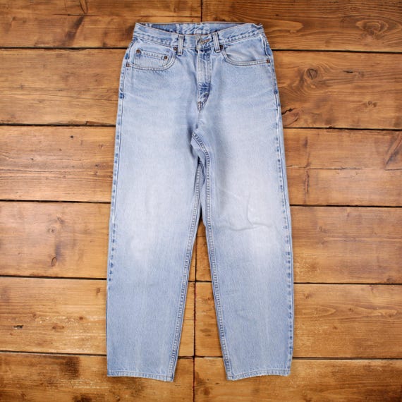 Vintage Levis Relaxed Straight Jeans 30x32 Womens 90s Blue Light Stonewash Denim