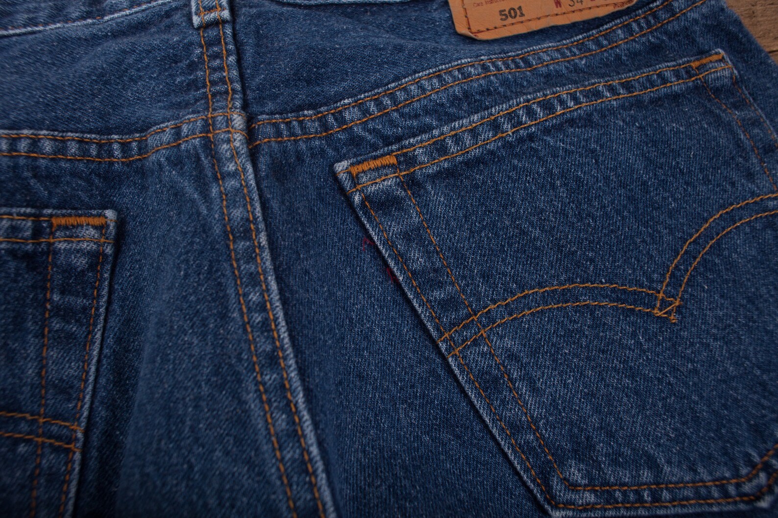 levis 501 dark stonewash