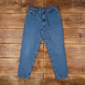 Vintage Levis 550 Jeans 32 x 30 90s Stonewash Tapered Blue Womens Red Tab