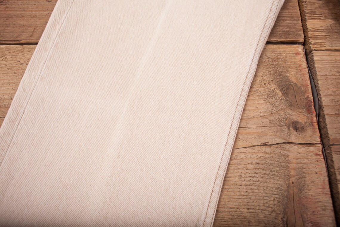 beige 501 levis