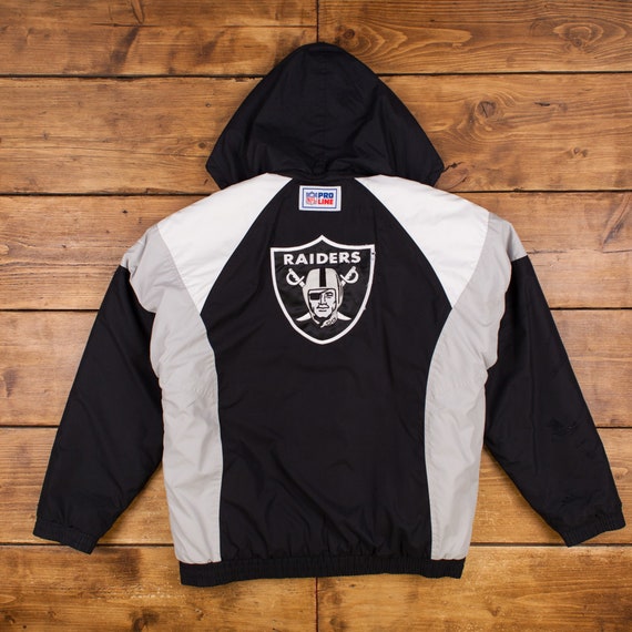 Vintage Reebok Puffer Jacket M Pro Line NFL Raiders Vintage Reebok Puffer Jacket M Pro Line NFL Raiders