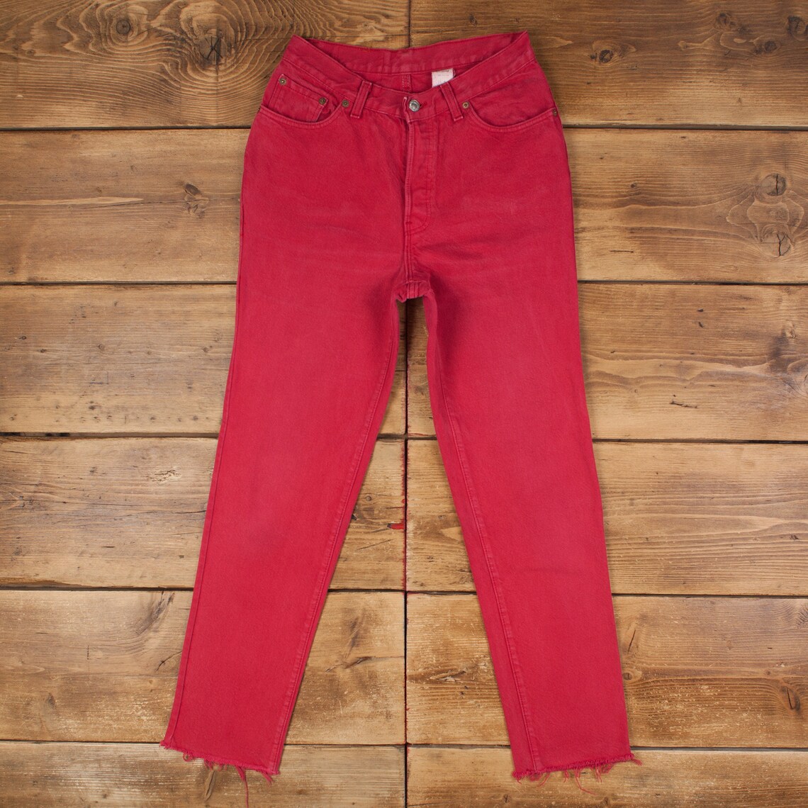 Vintage Levis Jeans 30 x 30 USA Made Medium Wash Tapered Pink Womens Red Tab, foto 1 di 5