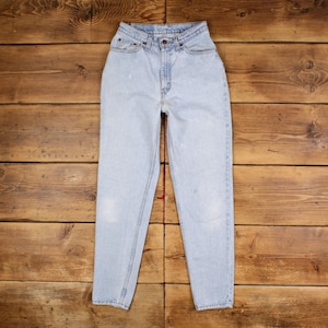 Vintage Levis 512 Jeans 27 x 32 USA Made 90s Light Wash Straight Blue Womens