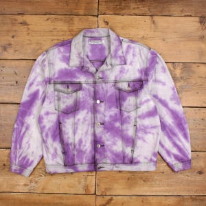 Giacca di jeans vintage Todays News XL da uomo, viola tie-dye, in cotone, stile trucker