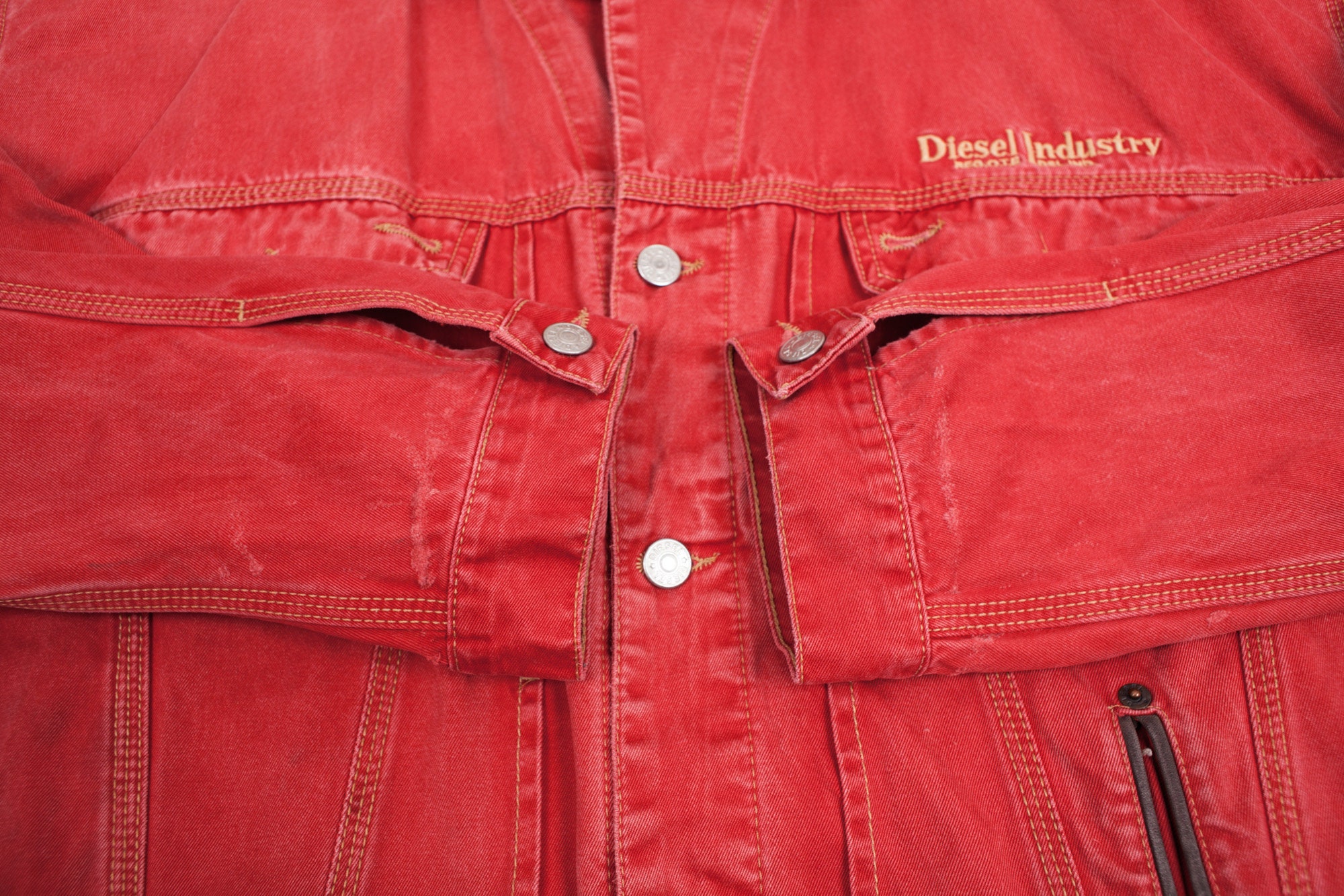【 DISEL 】Gジャン vintage Mens Vintage 90s Diesel Faded Red Denim Trucker Jean Jacket