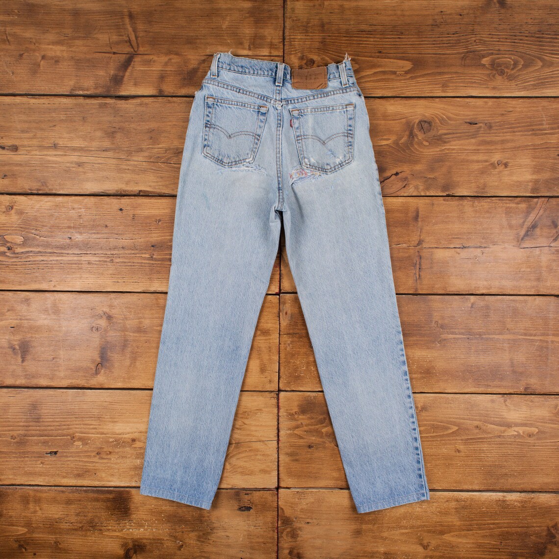 Vintage Levis 525 Jeans 26 x 29 Stonewash Tapered Blue Red Tab Denim, foto 3 di 5