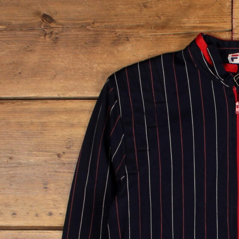 Chaqueta deportiva vintage Fila para mujer, años 90, azul, con raya diplomática y cremallera 1/4 imagen 4